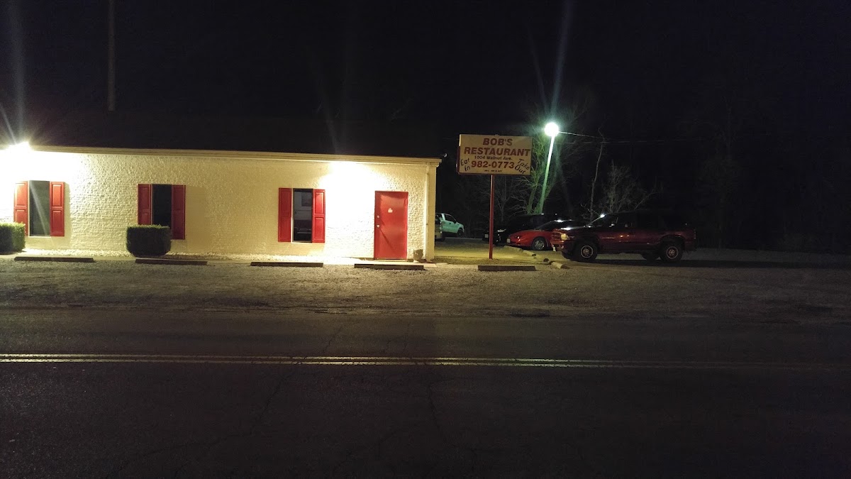 Bob's Restaurant - Photo 8