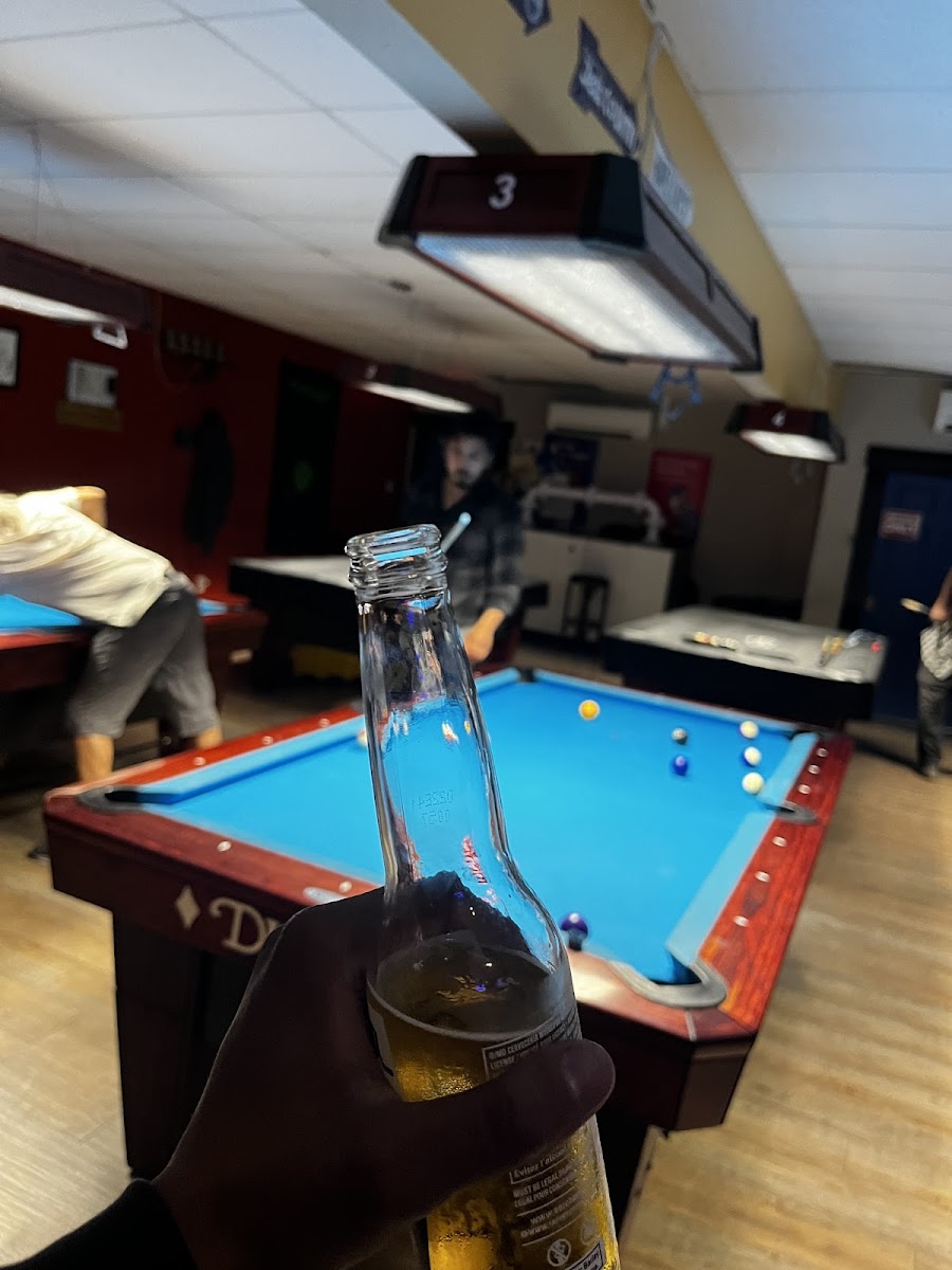 Metro Coffee Bar & Billiards - Photo 2