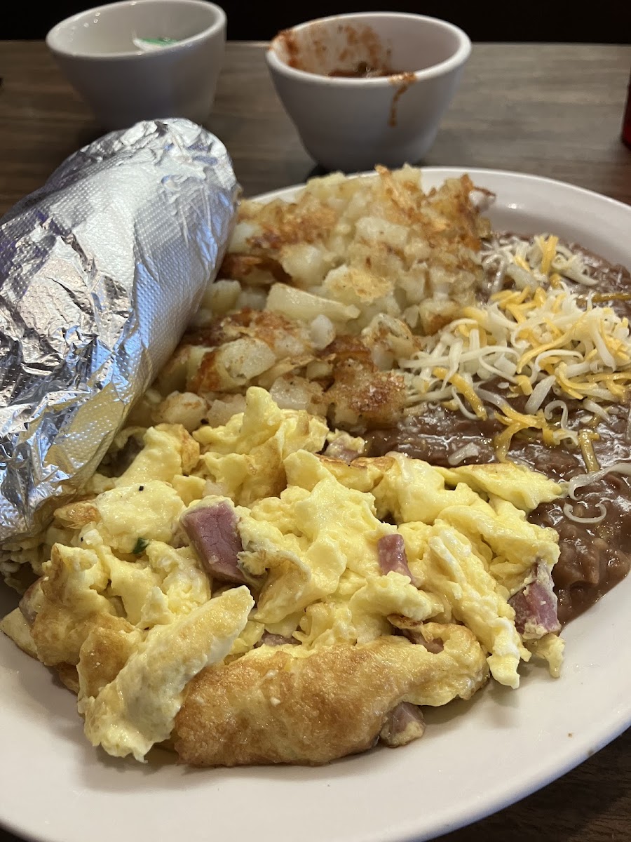 Harlow's Cafe - Photo 8