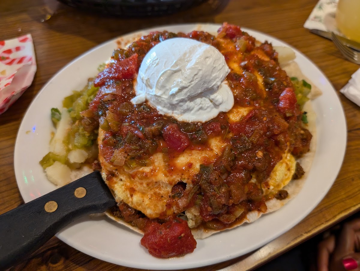 Harlow's Cafe - Photo 2