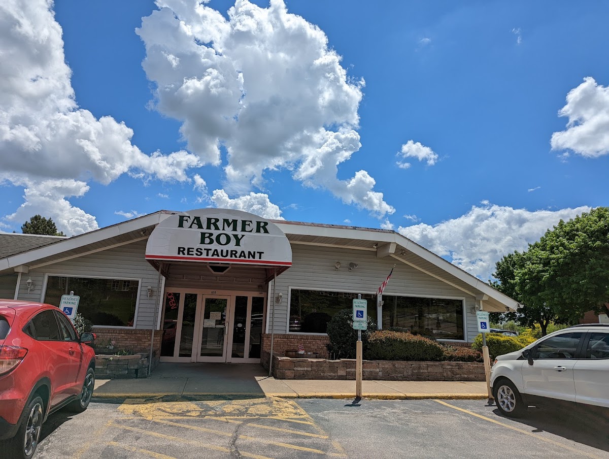 Farmer Boy Restaurant - Photo 8
