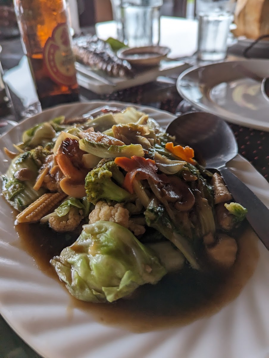 Mimay’s Seafood House - Photo 1