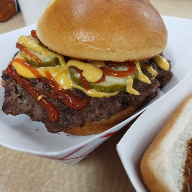 Double Cheeseburger