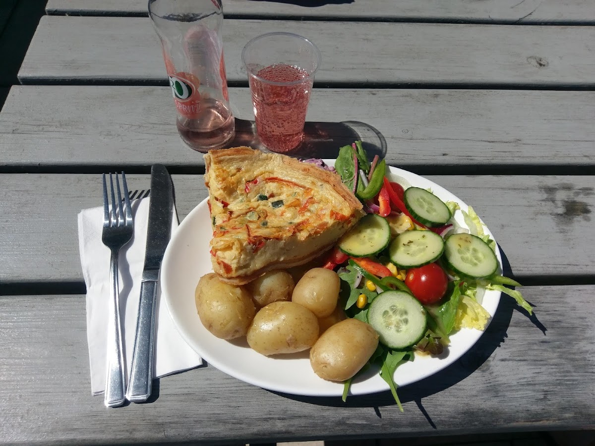 Cliff Top Cafe - Photo 1