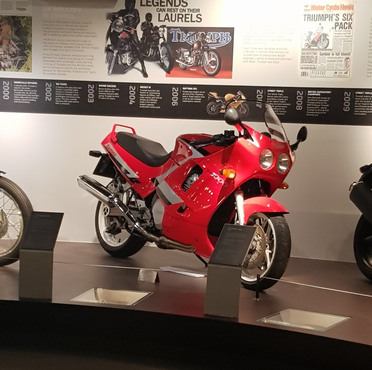 Triumph 1902 Café - Photo 6