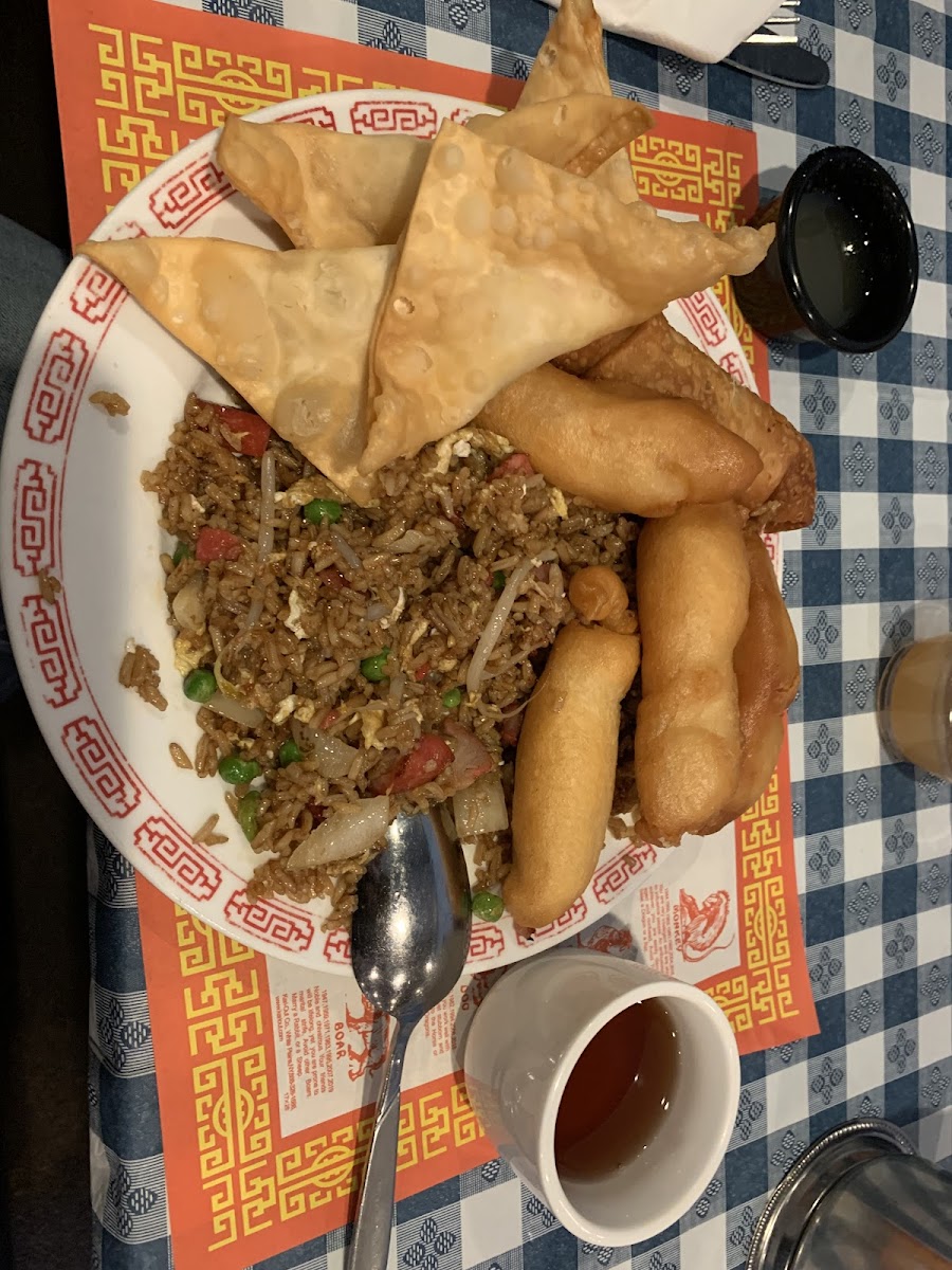 New Chief Wok Restaurant - Photo 5