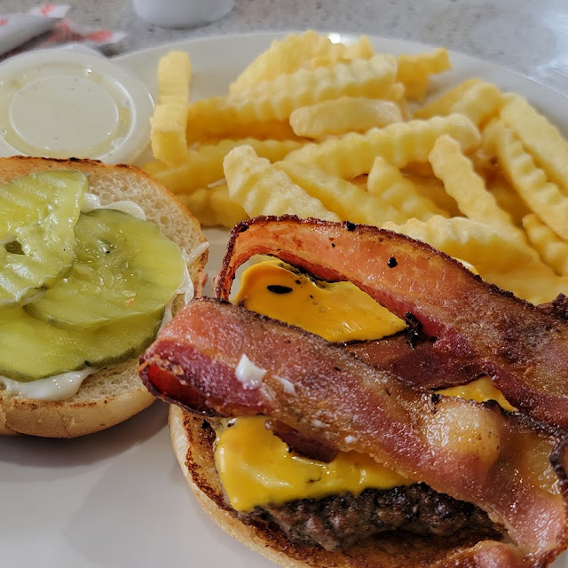 Bacon Cheeseburger