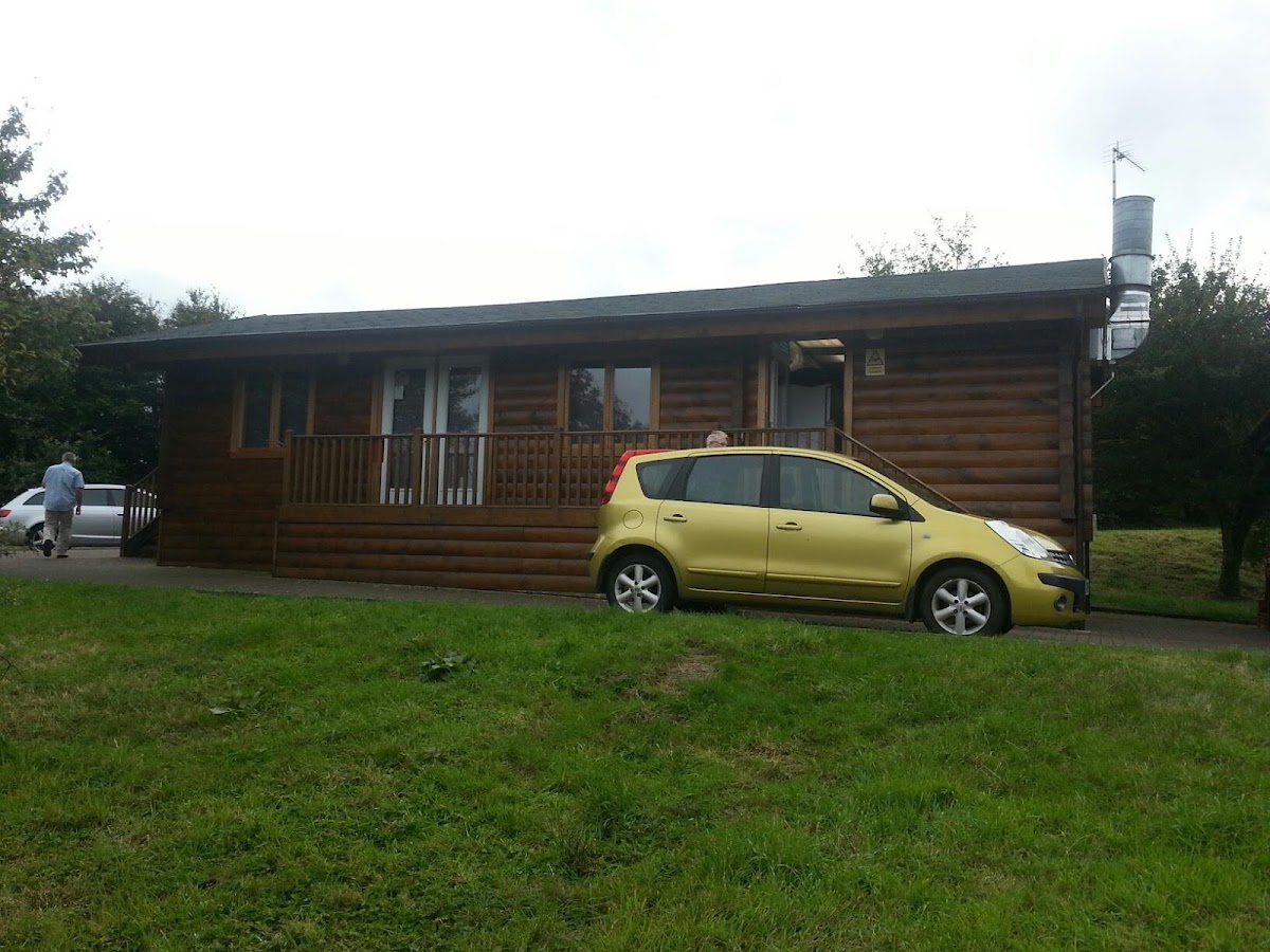 Log Cabin Diner - Photo 5