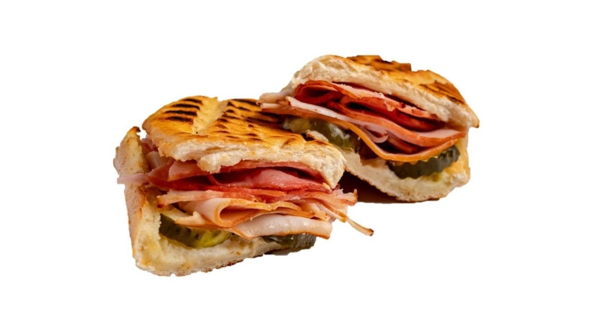Sweet Peppers Deli - Photo 3