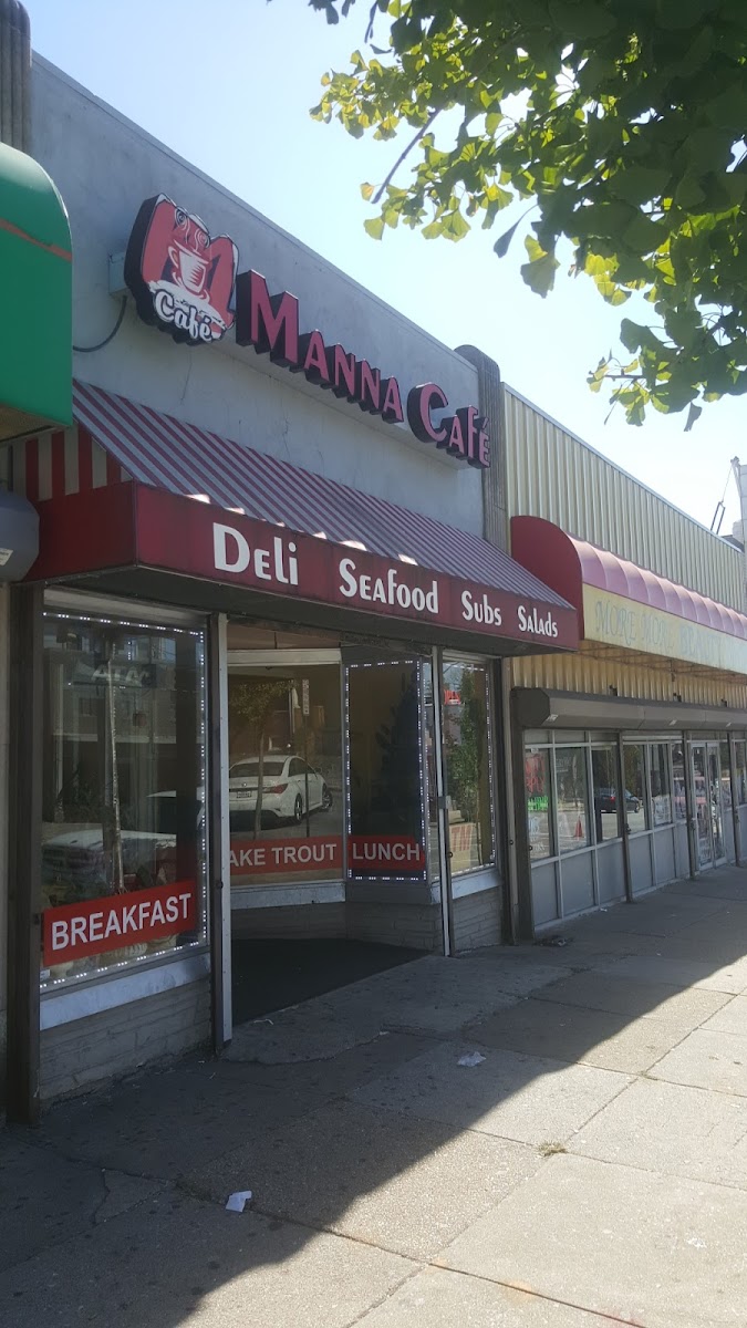 Manna Cafe - Photo 4