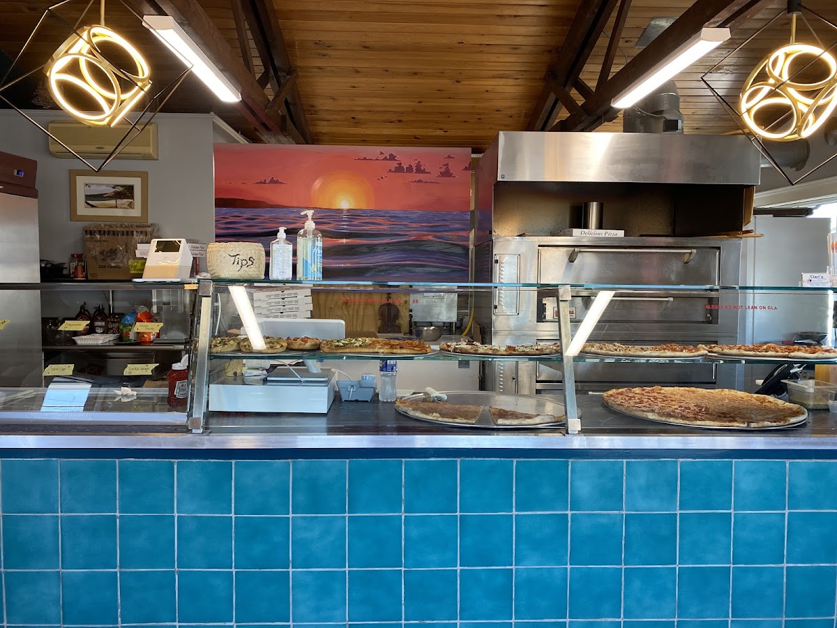 Ray's sunset pizza