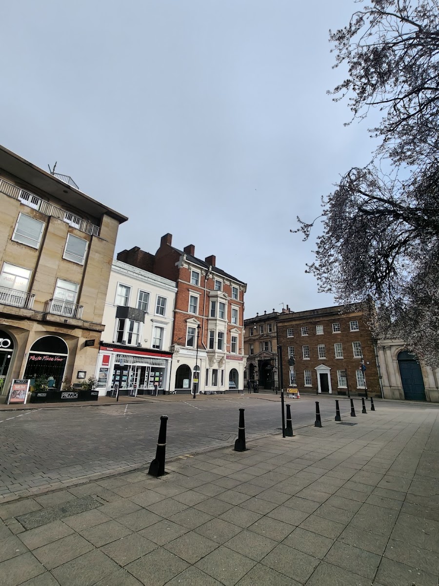 Nando's Northampton - Market Square - Photo 2