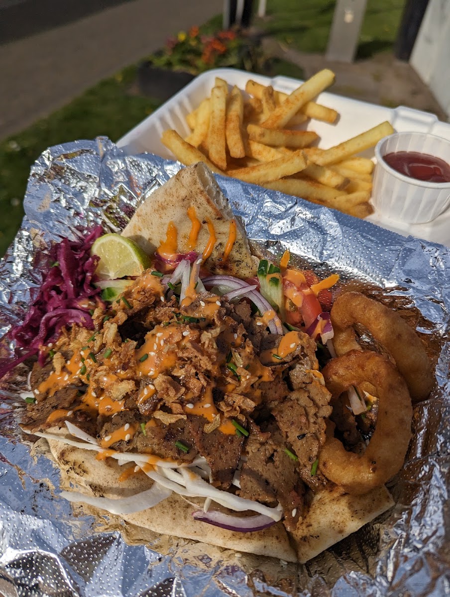 Seitan Hustle - Photo 1