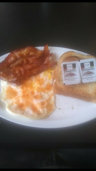 D J's Casual Café - Photo 5