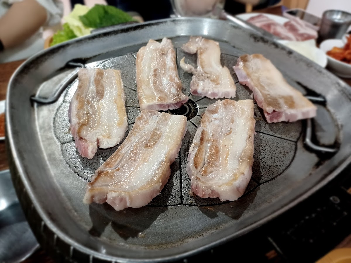 JIN JOO (Pearl Meat Korean Restaurant) - Photo 2