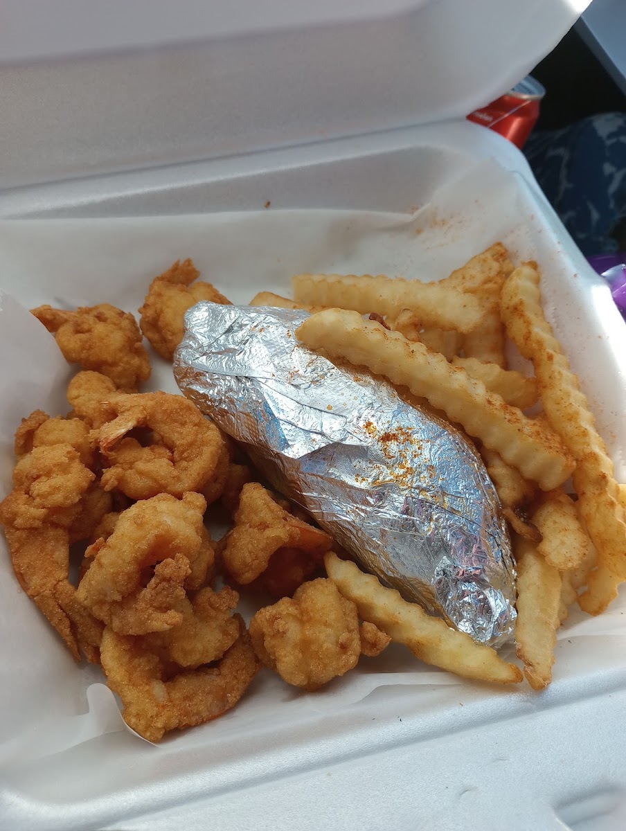 R & R Wing Cafe - Photo 5