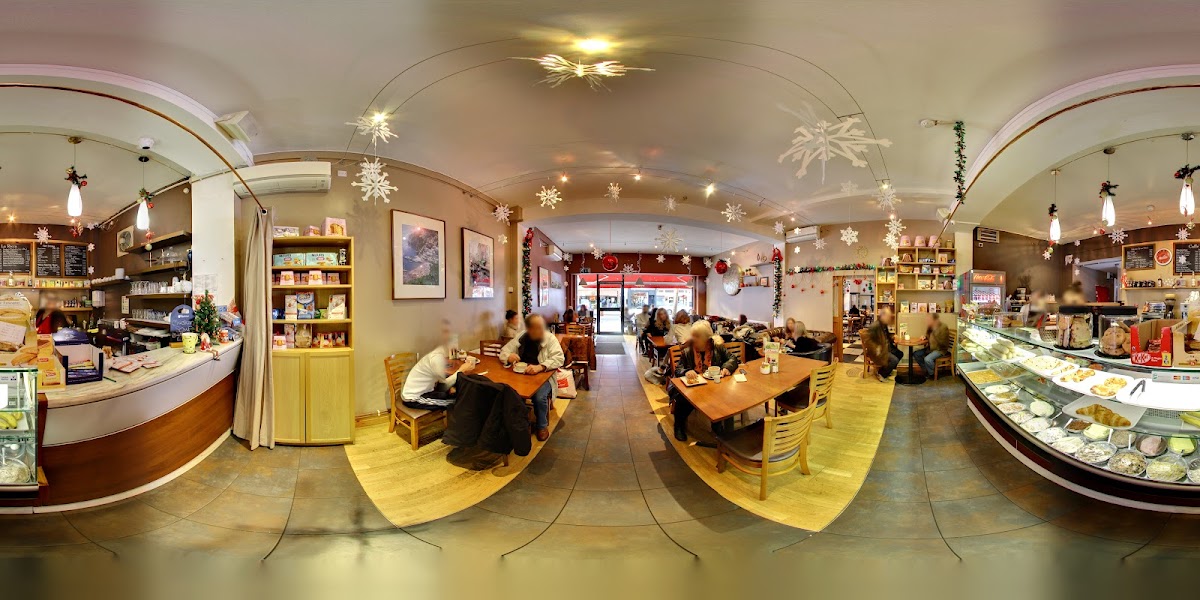 La Rocca Chingford - Photo 3