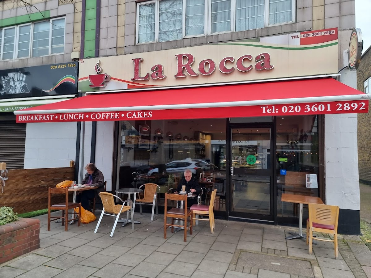 La Rocca Chingford - Photo 4