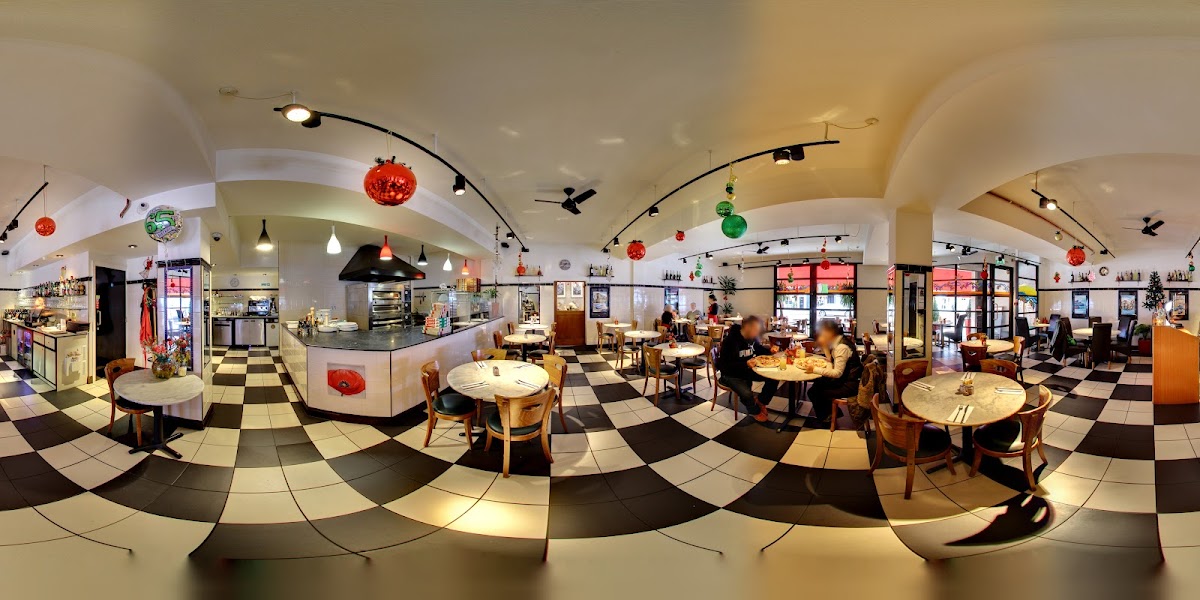 La Rocca Chingford - Photo 8