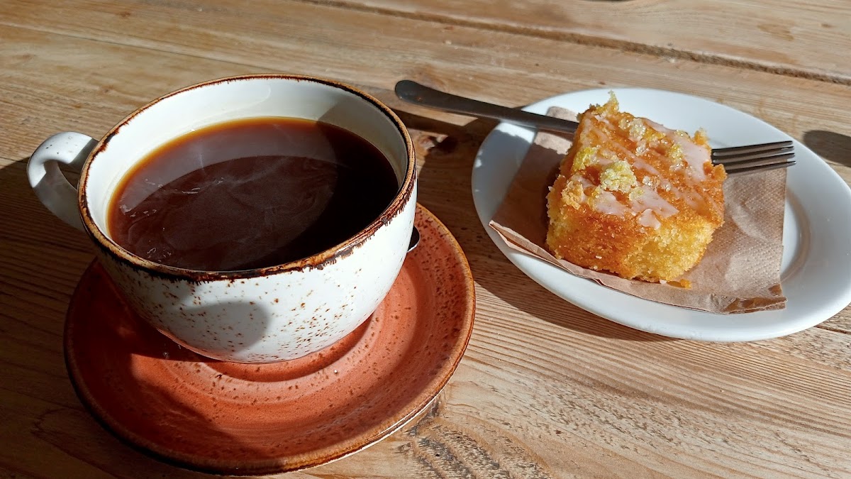 The Wild Kettle Cafe - Photo 5