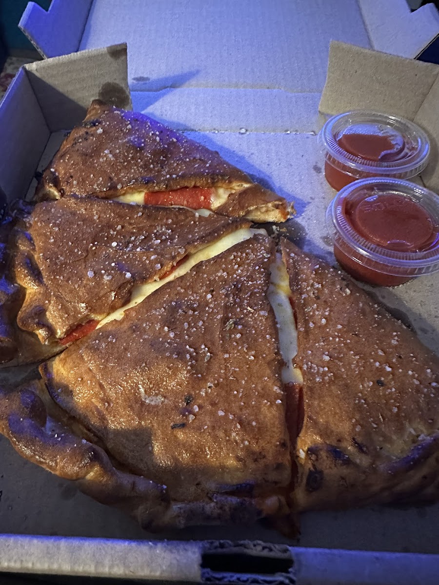 Small city pizza & subs - Photo 2