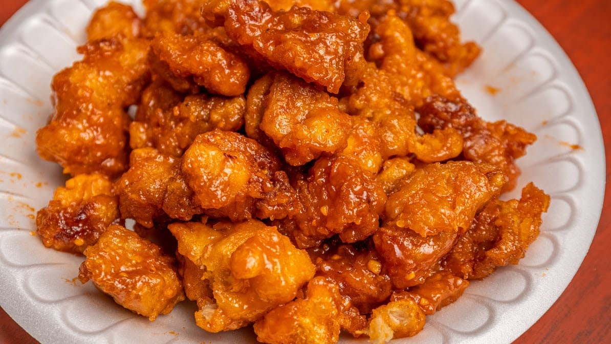 Dragon Express Chinese Cuisine - Photo 3