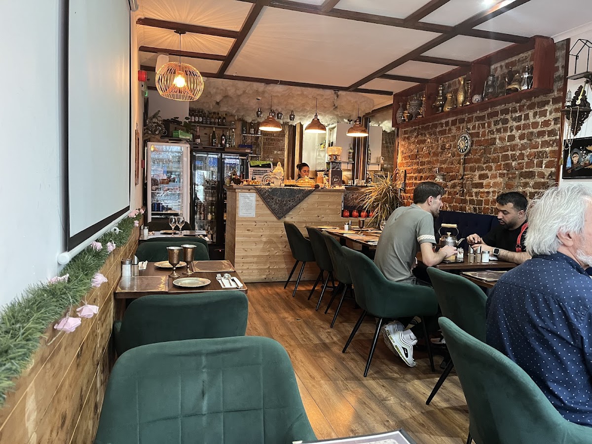 Shayan Persian kitchen - Photo 1