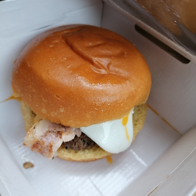 Breakfast Burger