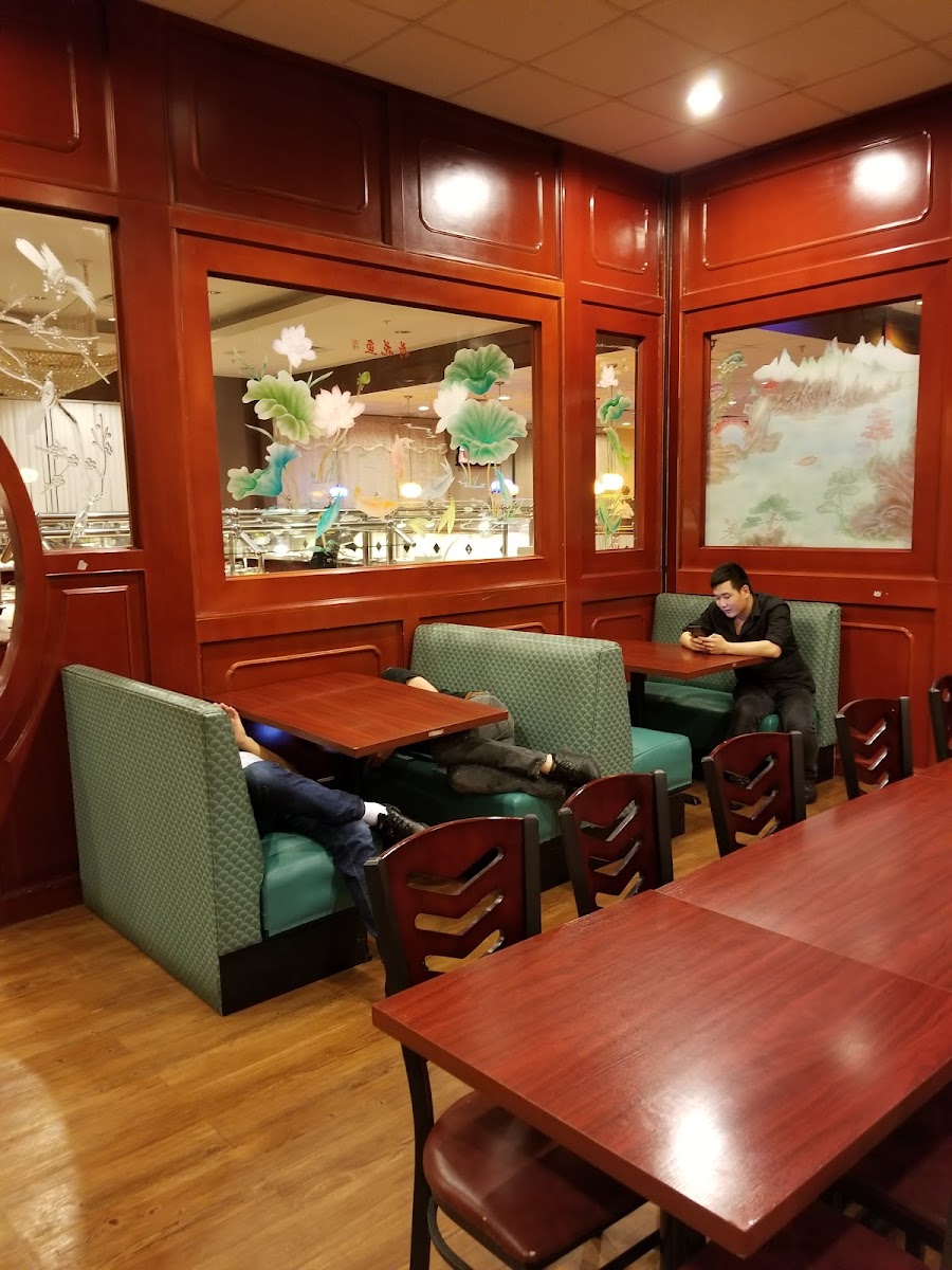 Hibachi Grill Super Buffet - Photo 3