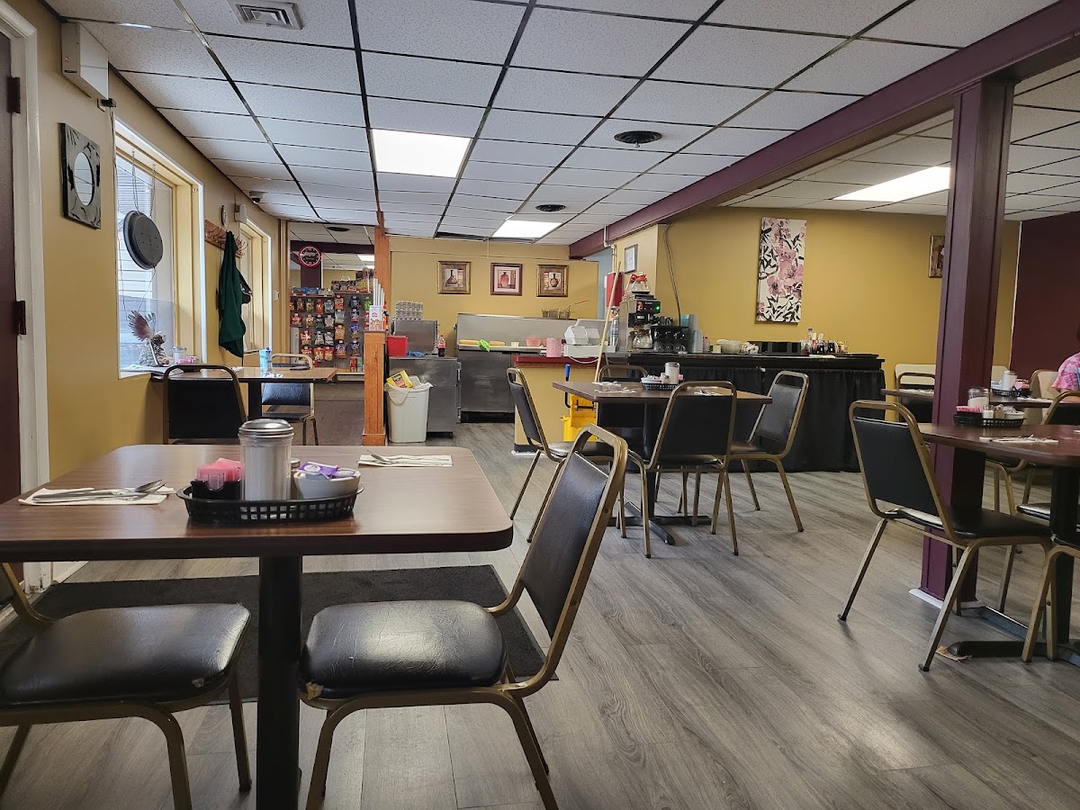 Bob's Market Breakfast - Photo 2