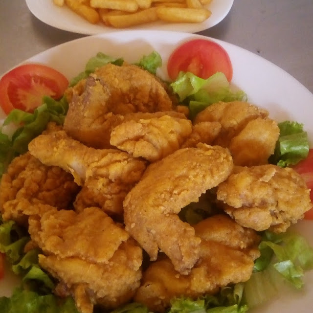 Poulet Pané Accompagné de Frites