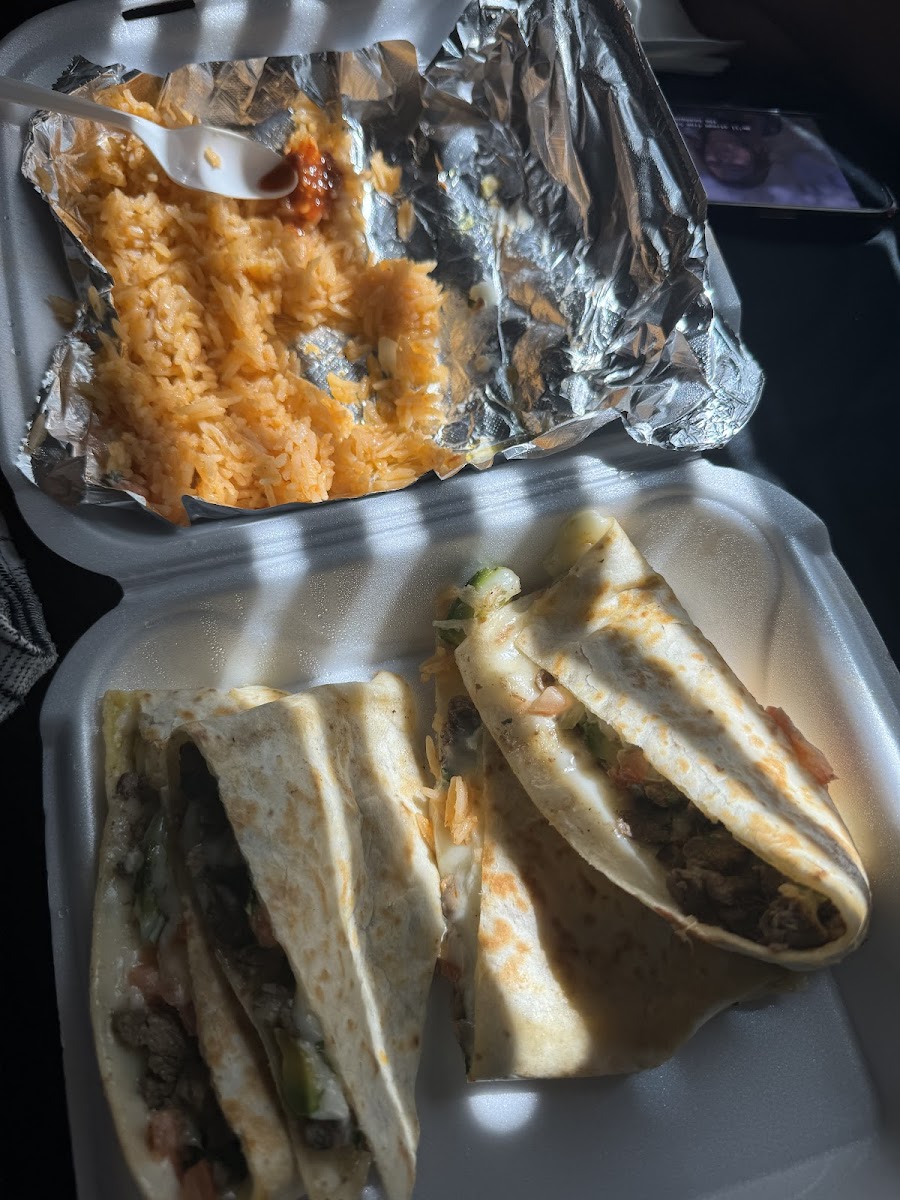 Las cuatro milpas atlanta - Photo 1