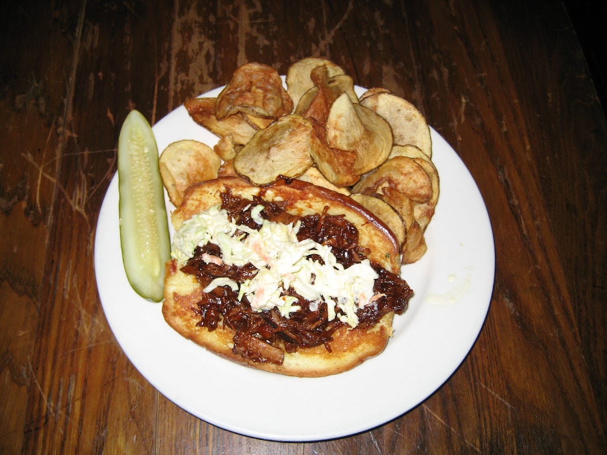 R.J. Grunts Burgers - Photo 6
