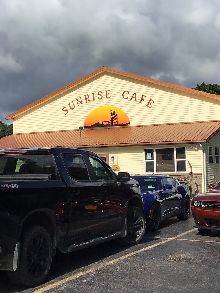 Sunrise Cafe - Photo 6