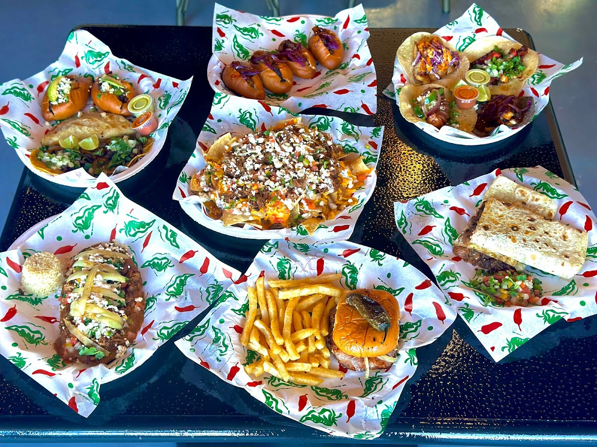 Buena Vida Mexican Cuisine - Photo 3