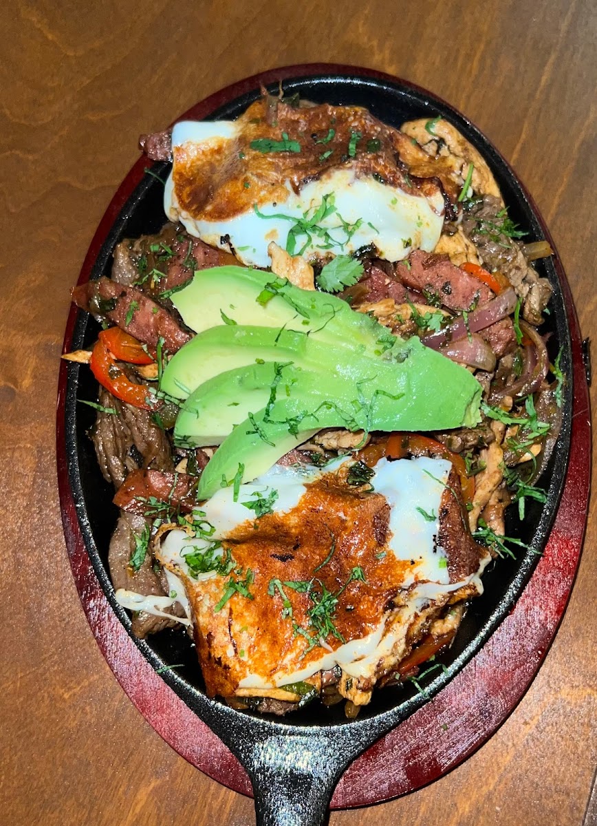 Buena Vida Mexican Cuisine - Photo 4