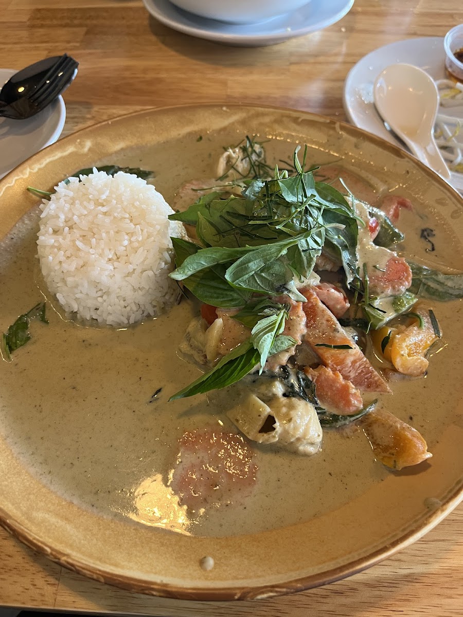 SaNouk's Lao & Thai Eats - Photo 2
