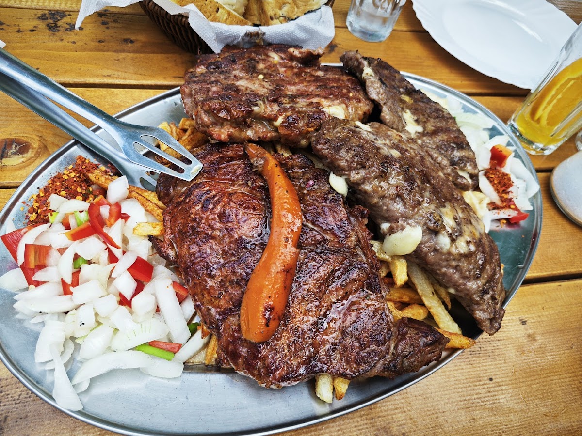 Pečenjara Gostiona Nadoveza - Photo 5
