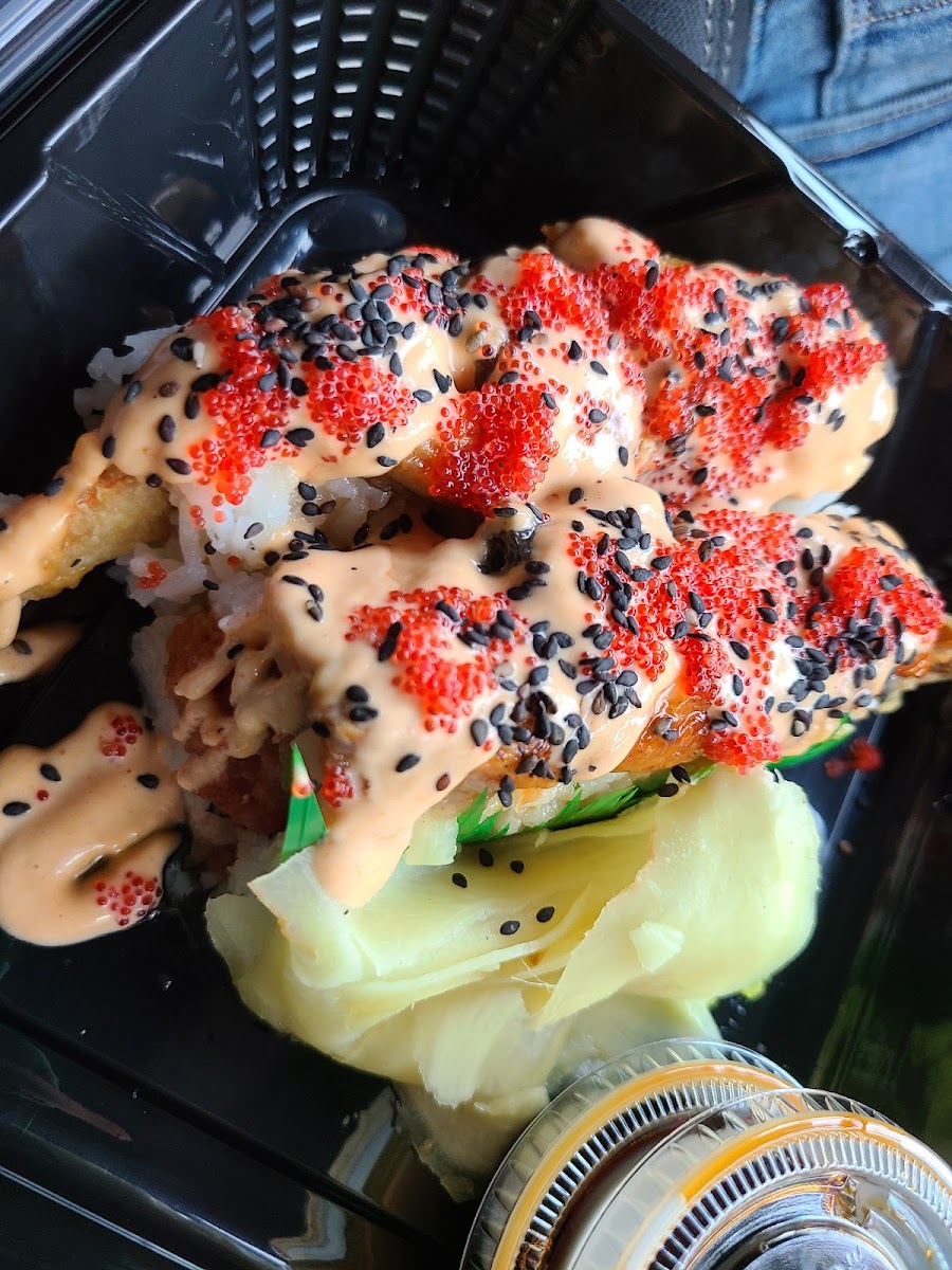 Mojos Sushi - Photo 3