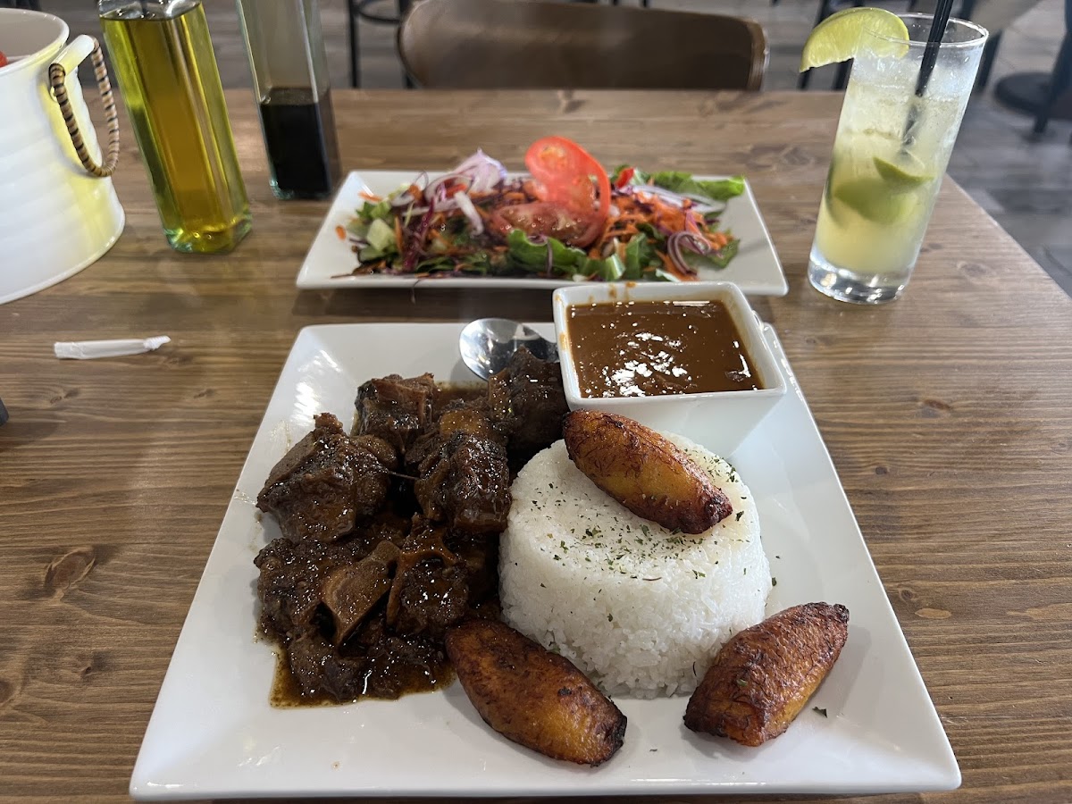 Angie’s Cafe Stockbridge - Photo 9