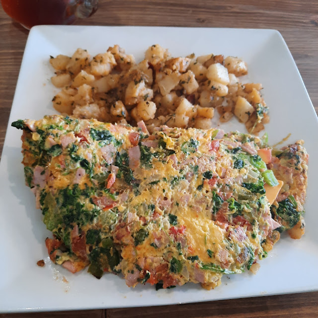 Omelete w Spinach Cheese Ham Onions Peppers