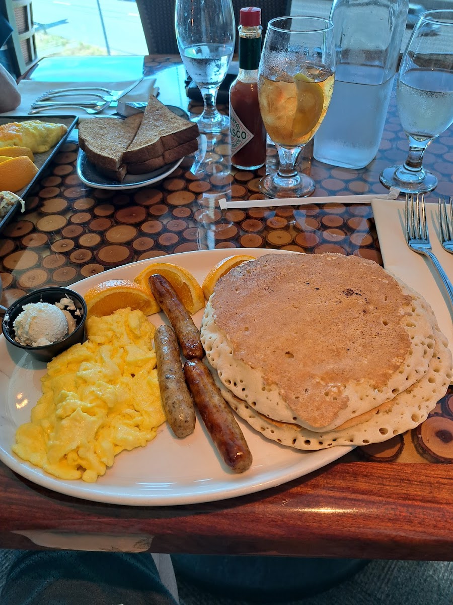 Tatoosh Grill at Emerald Queen Casino - Photo 3