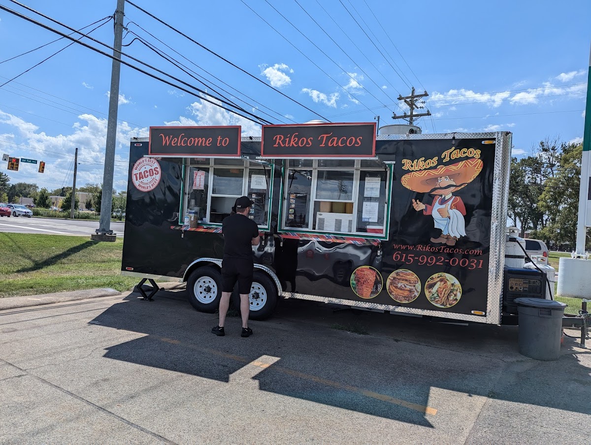 Rikos Tacos - Photo 1