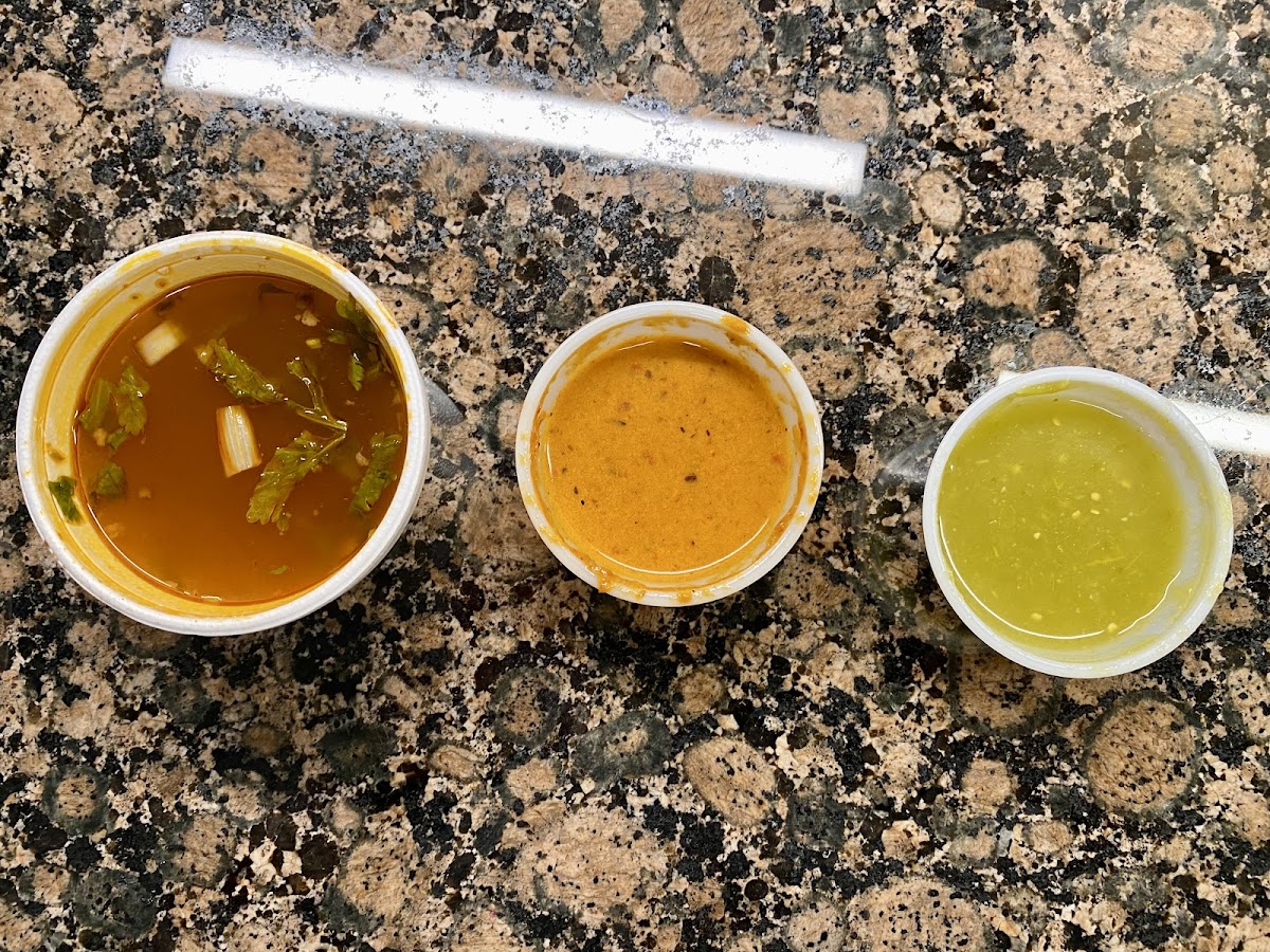 Rikos Tacos - Photo 4