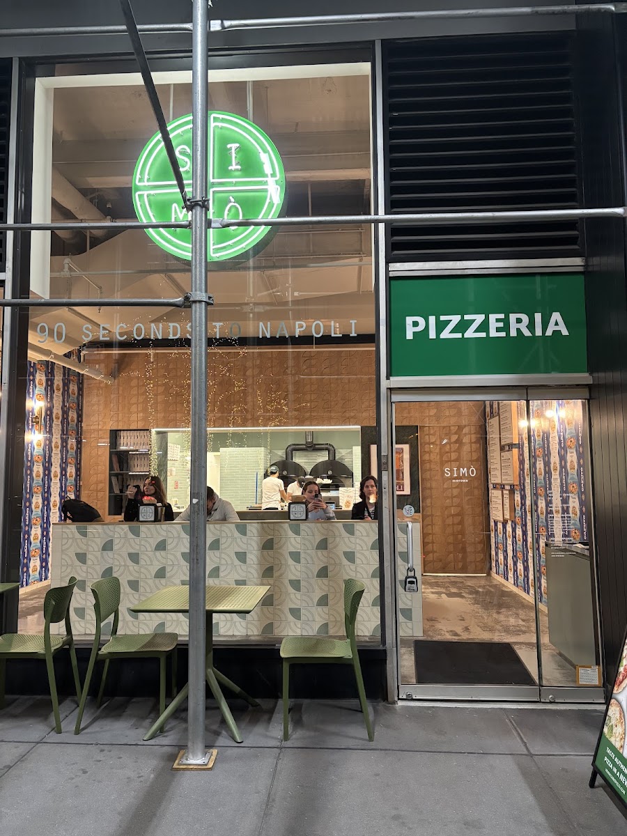 SIMO PIZZA - MIDTOWN - Photo 1