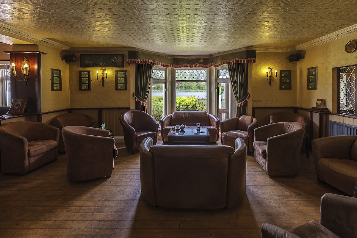Brent House Carvery - Photo 7