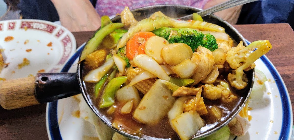 Mau Lam Restaurant Ltd - Photo 4