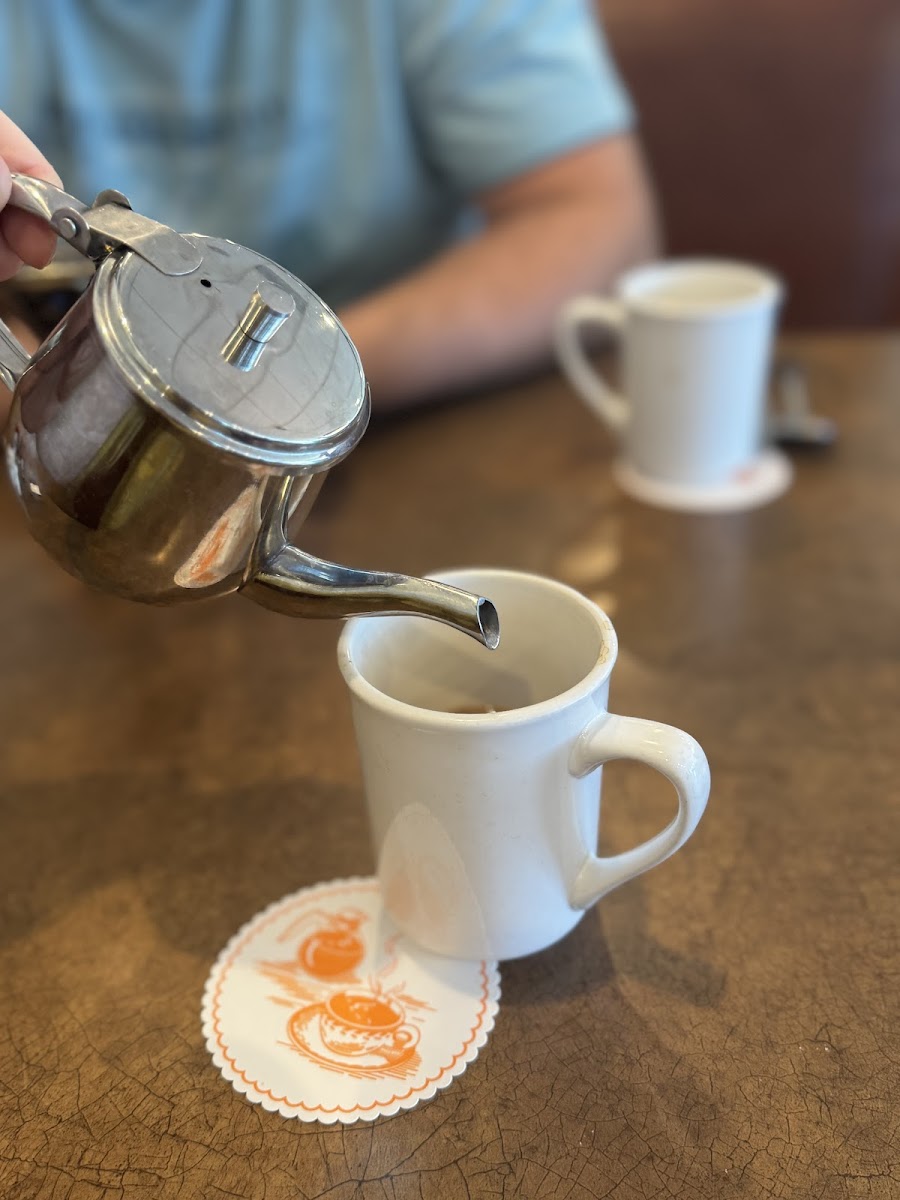 Bill's Cafe- Newbury/King - Photo 4