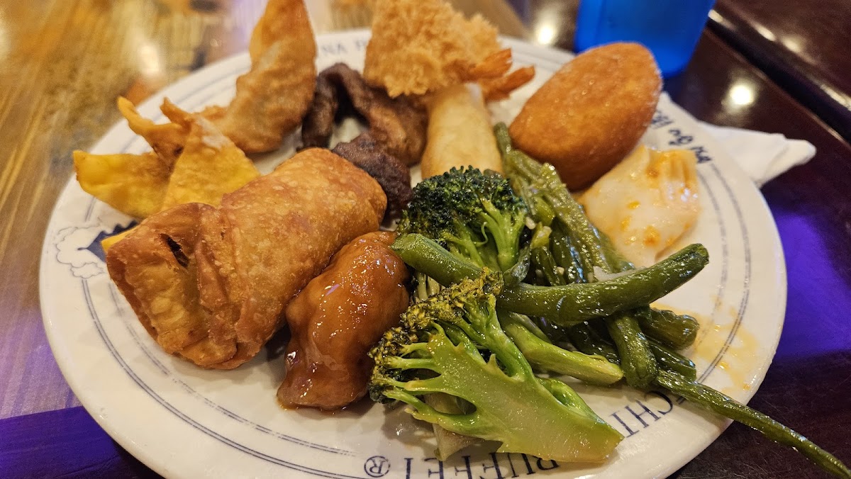 China Buffet Salisbury - Photo 5