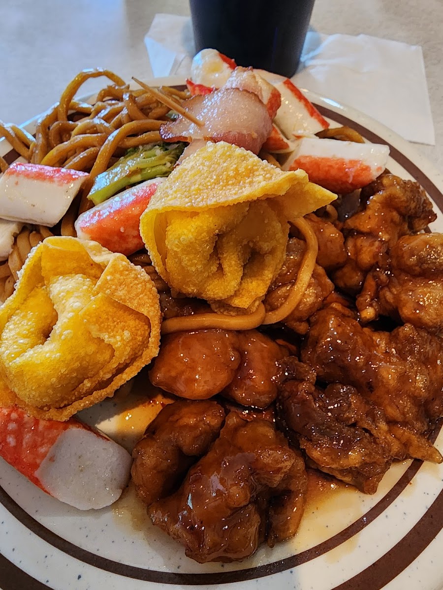 China Buffet Green Bay - Photo 3